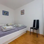 펜션 3 Bedroom Awesome In