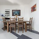 3 Bedroom Awesome In Сasa de vacaciones