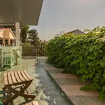 3 Bedroom Awesome In Vrsi