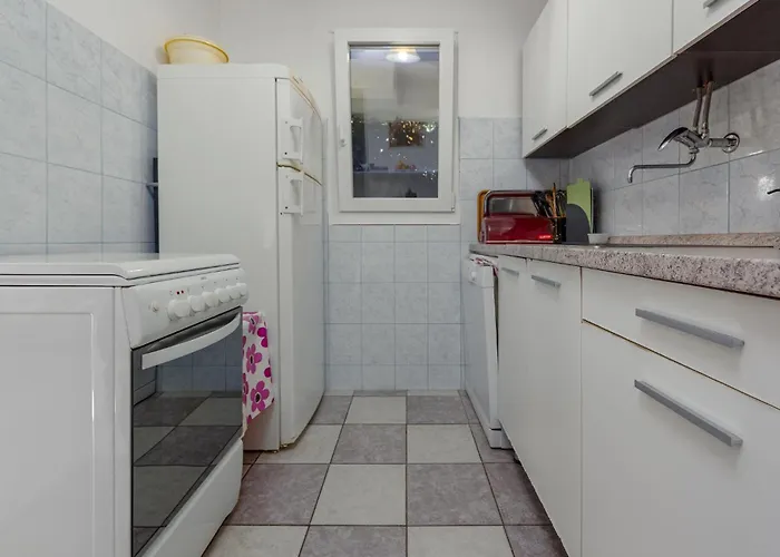 Tatil Evi 3 Bedroom Awesome In Vrsi