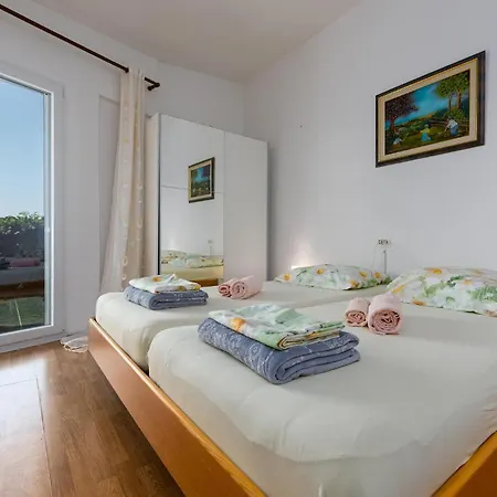 Casa vacanze Lovely In With Wifi *